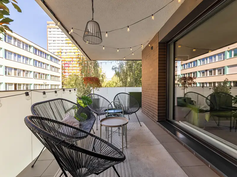 Prodej bytu 3+kk 80 m², Praha – náhled fotky 2