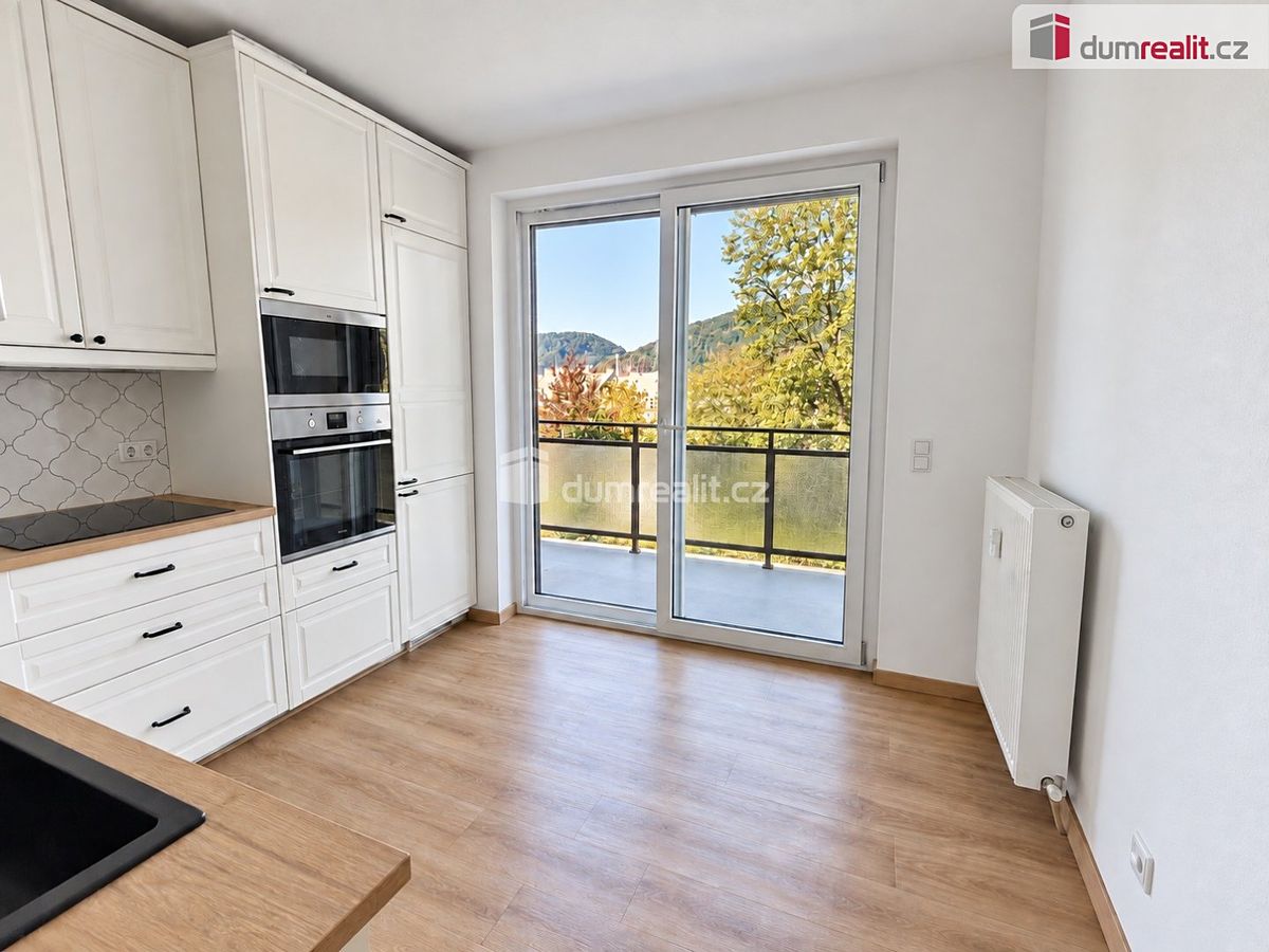 Pronájem bytu 3+1 70 m² – fotografie 3