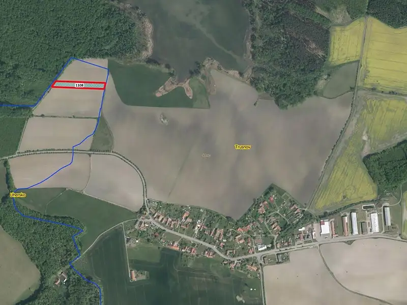 Prodej pole 5031 m², Uhersko – náhled fotky 2