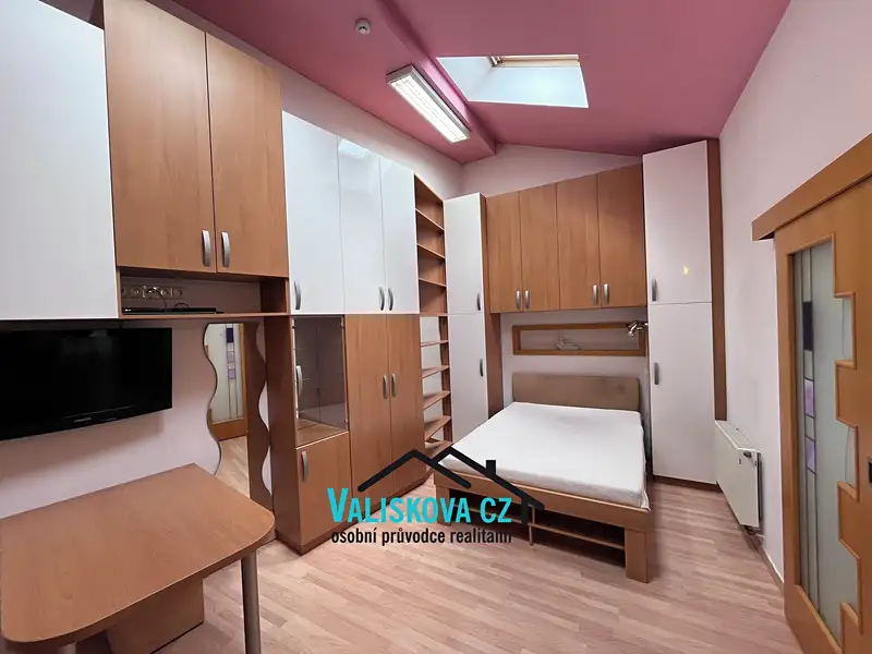 Pronájem bytu 1+kk 25 m², Kroměříž – náhled fotky 3