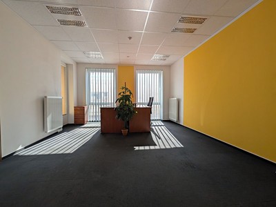Gewerbefläche zur Miete, 68 m² (3 von 22)