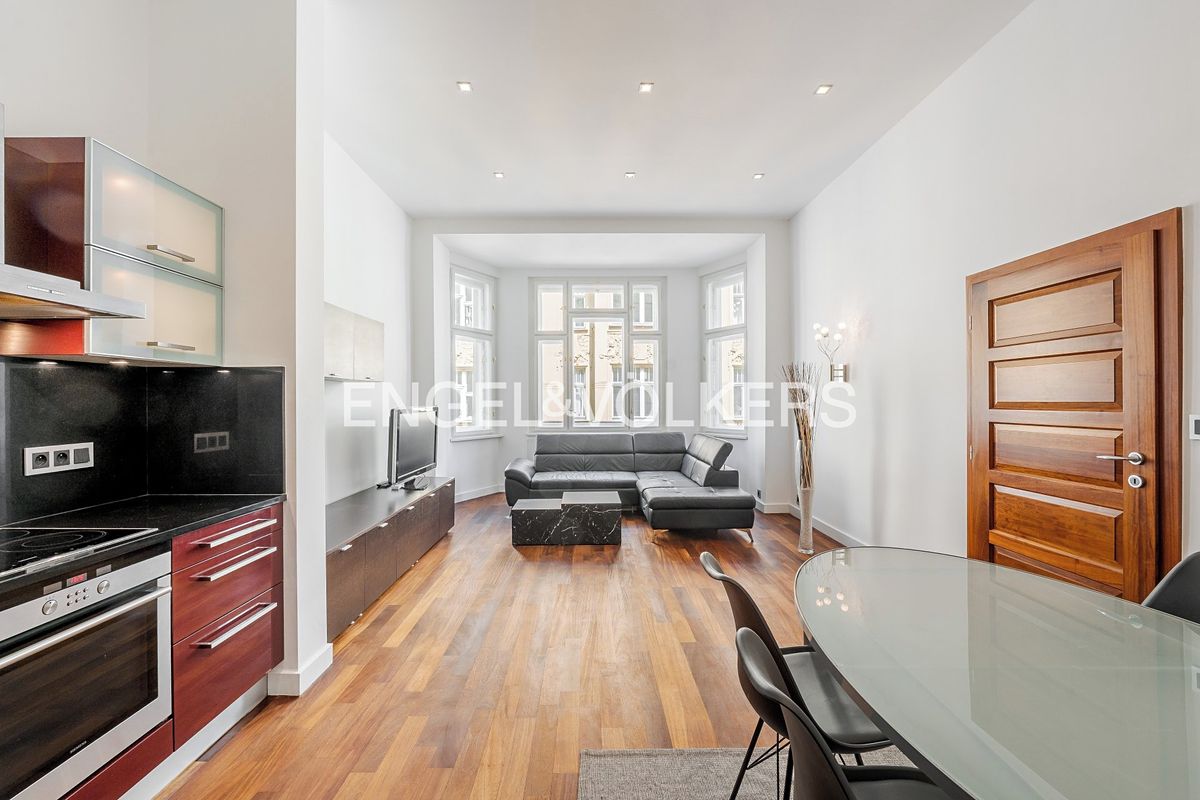 Pronájem bytu 2+kk 70 m² – fotografie 4