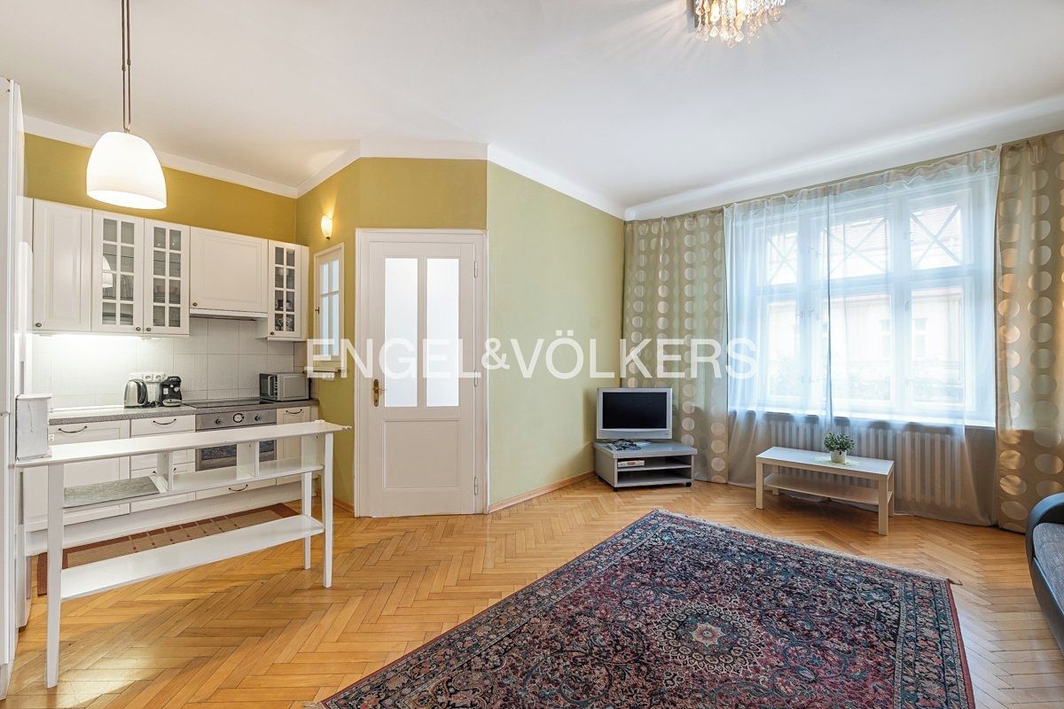 Pronájem bytu 4+kk 150 m²