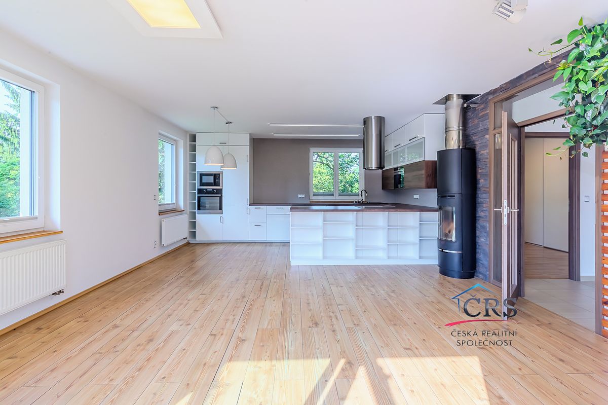 Prodej rodinného domu 102 m², pozemek 639 m² – fotografie 5