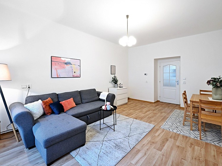 Prodej bytu 2+1, 63 m² (1 z 16)