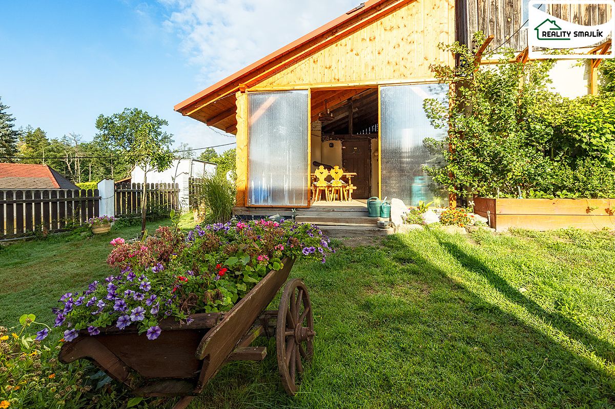 Prodej rodinného domu 180 m², pozemek 1171 m² – fotografie 5