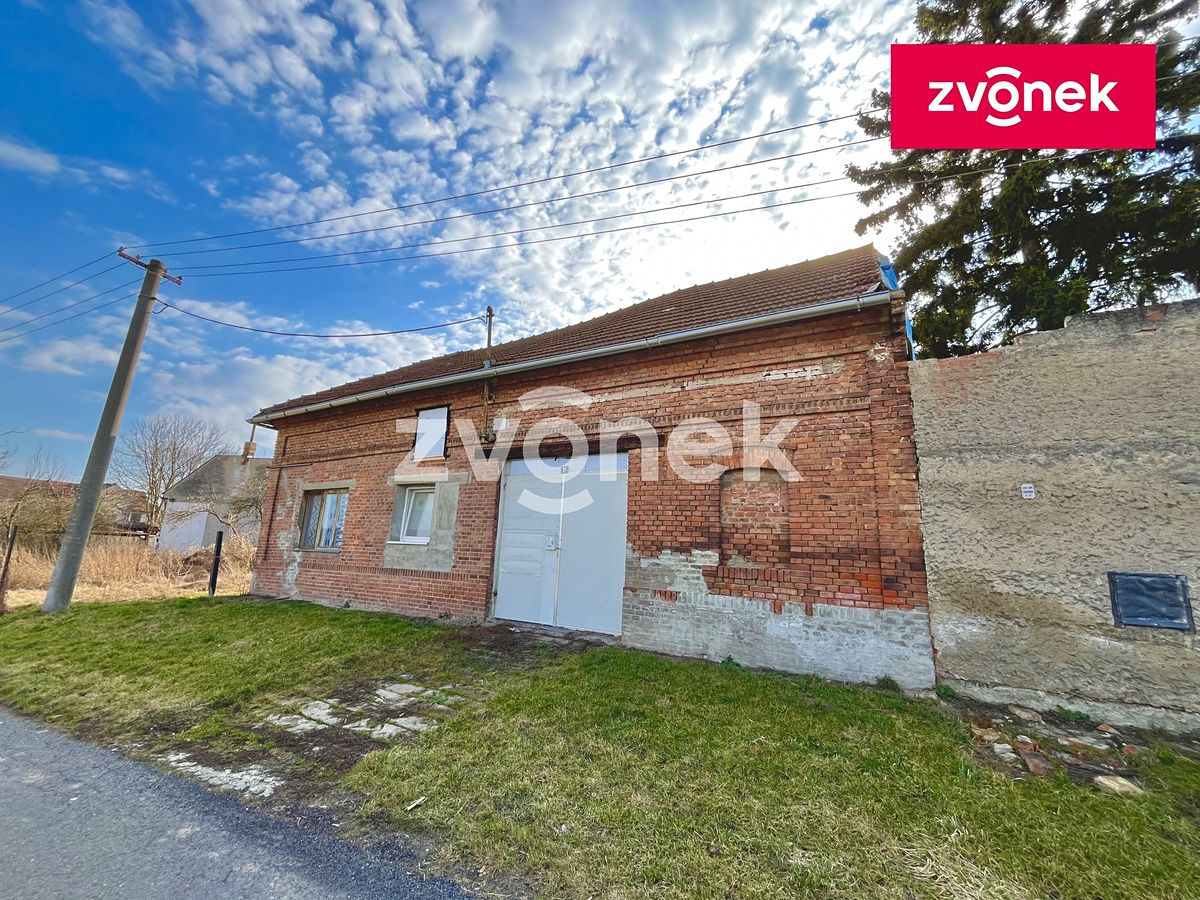 Prodej rodinného domu 351 m², pozemek 351 m² – fotografie 3