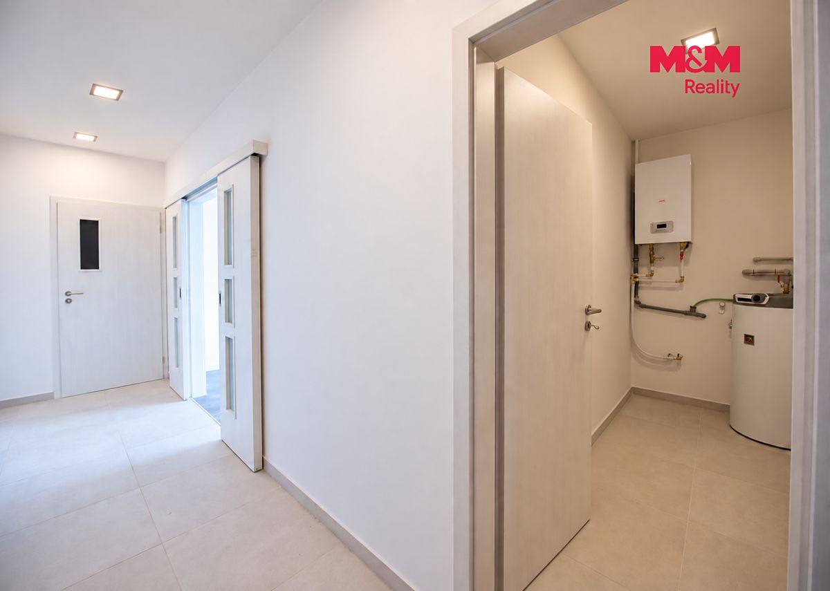 Pronájem bytu 2+kk 55 m² – fotografie 4