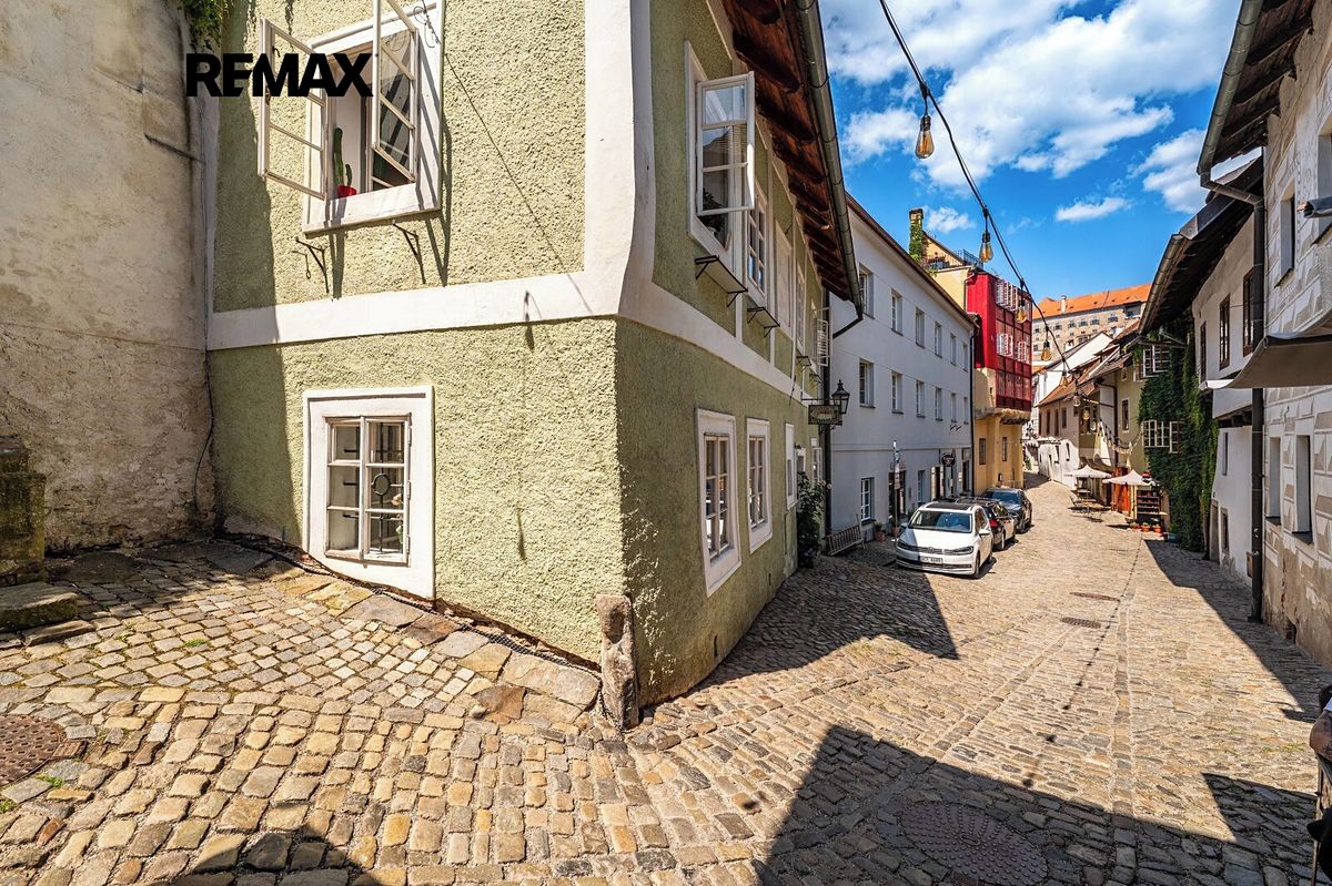 Prodej rodinného domu 169 m², pozemek 67 m²