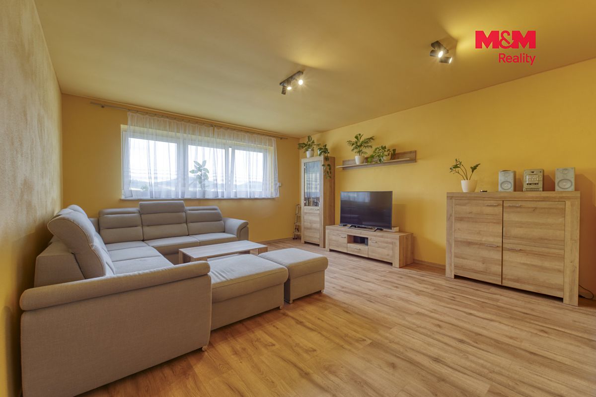 Prodej rodinného domu 121 m², pozemek 1030 m² – fotografie 5