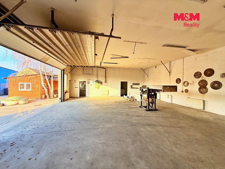 Prodej komerčního prostoru, 317 m² (10 z 18)