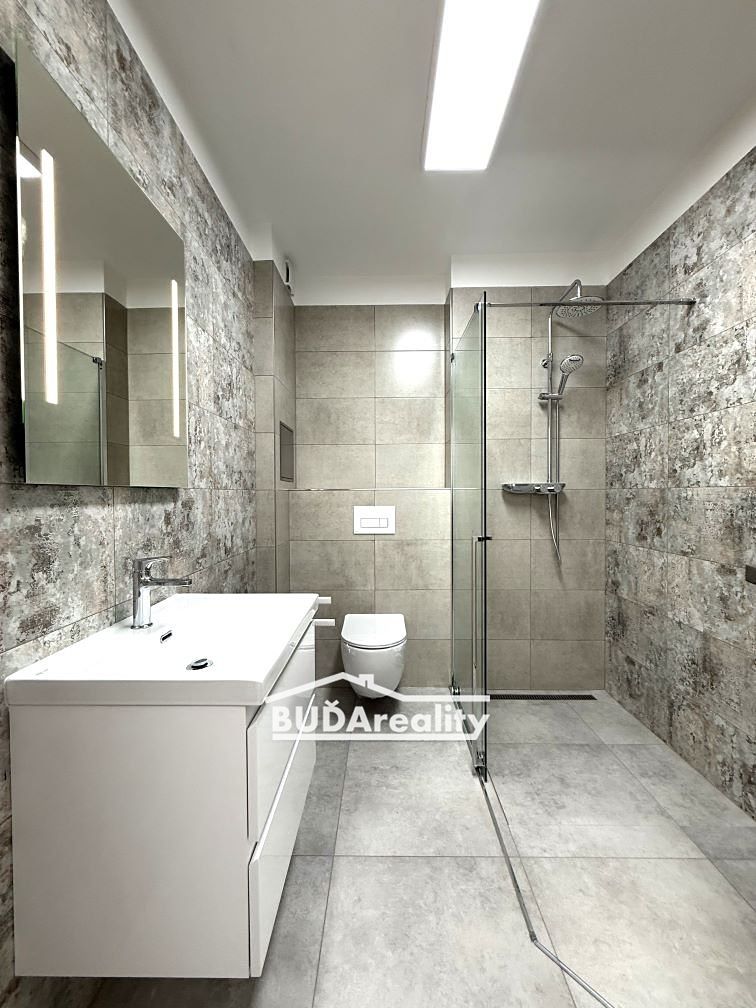 Pronájem bytu 2+kk 52 m² – fotografie 4