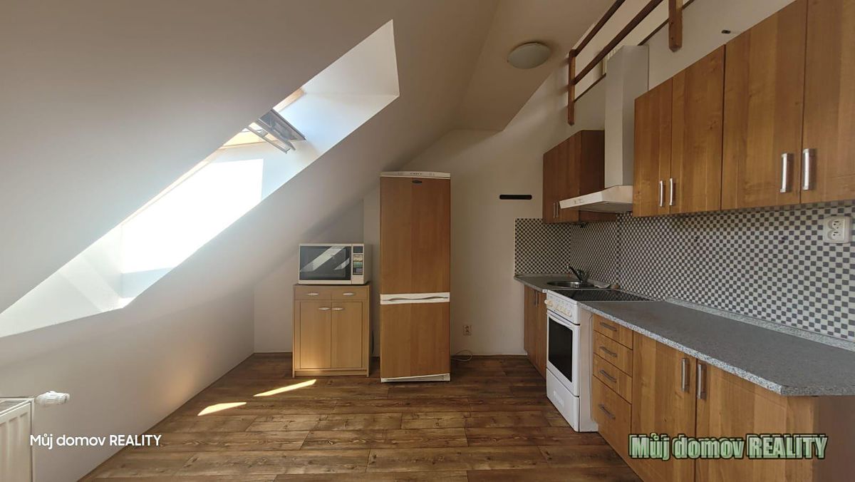 Pronájem bytu 3+kk 85 m²