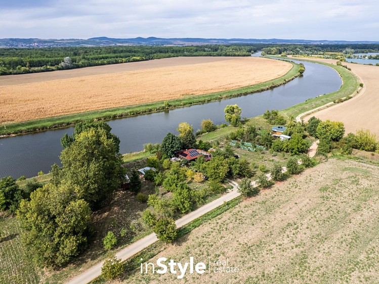 Prodej pozemku, 1 689 m² (23 z 25)