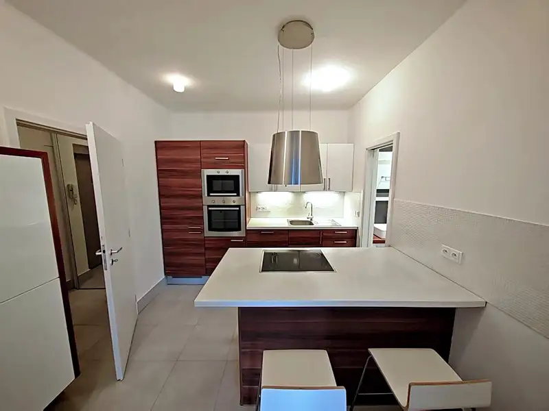 Prodej bytu 2+kk 50 m², Praha – náhled fotky 3