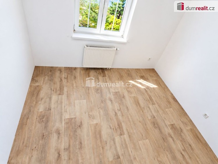 Prodej domu, 86 m² (23 z 44)