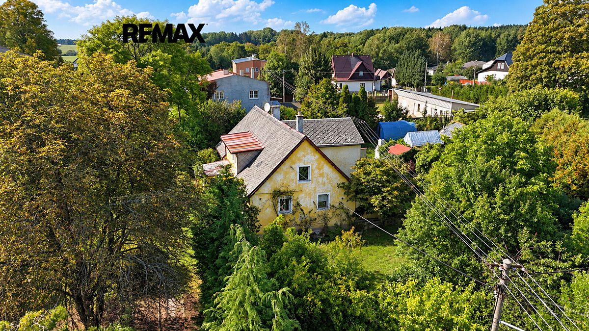 Prodej rodinného domu 170 m², pozemek 1659 m²