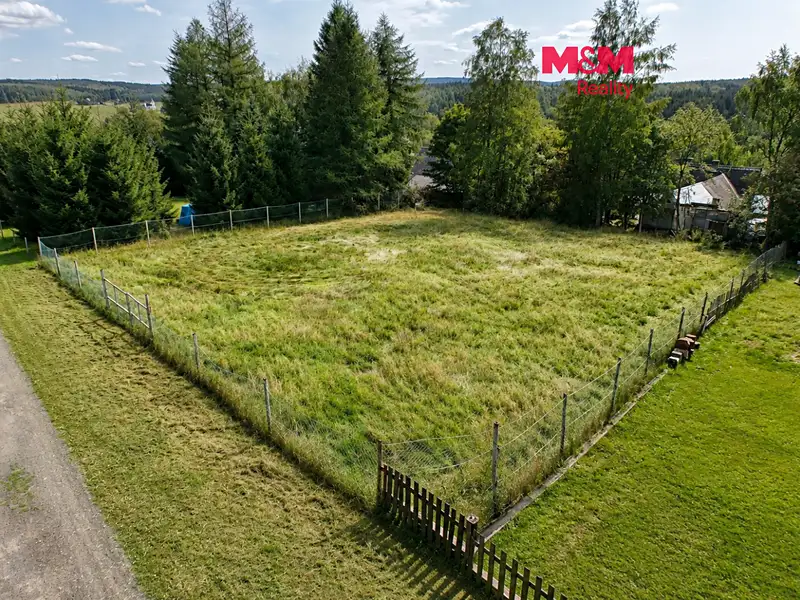 Prodej stavebního pozemku 899 m², Kalek – náhled fotky 1