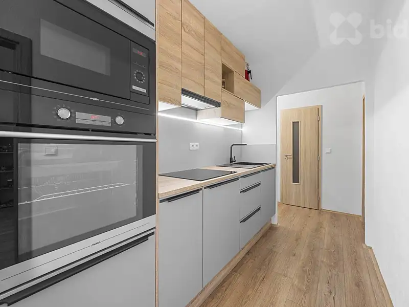 Prodej bytu 3+1 76 m², Jirkov – náhled fotky 1