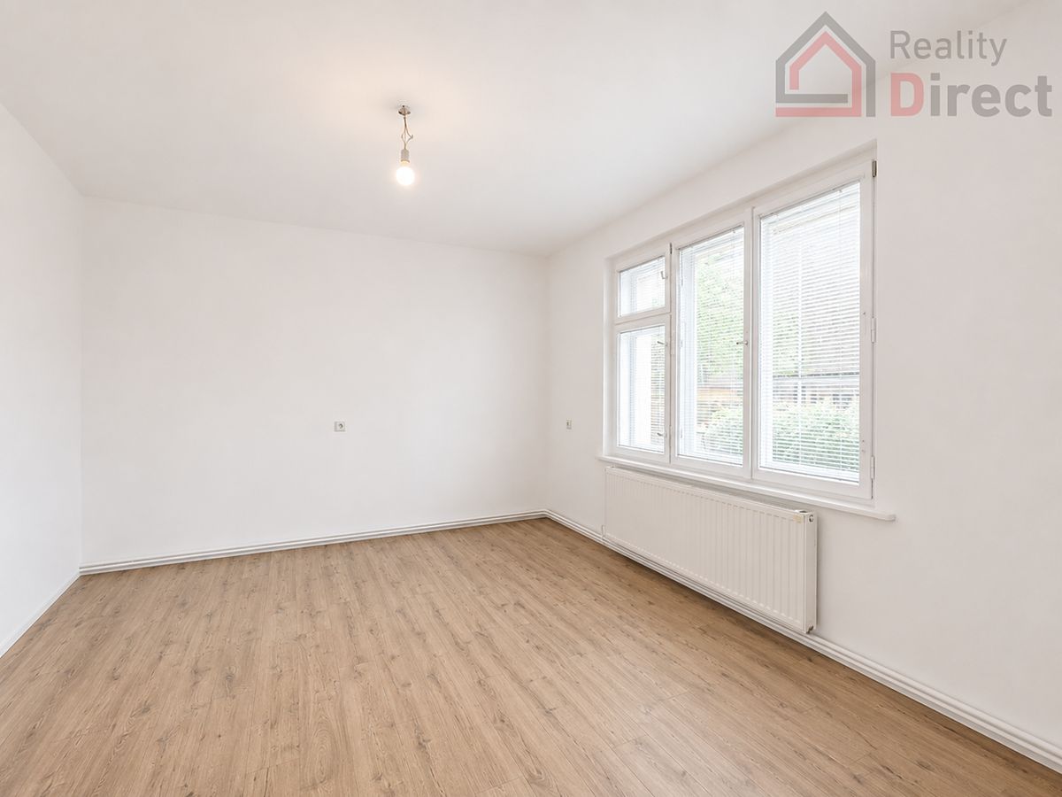 Pronájem bytu 2+kk 62 m² – fotografie 3