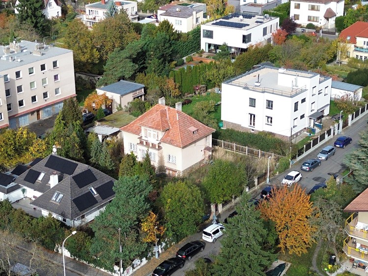 Prodej pozemku, 957 m² (4 z 14)