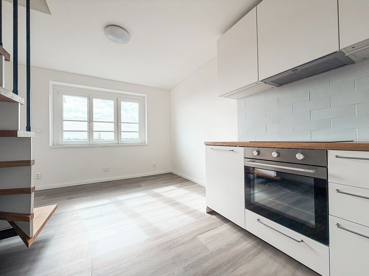 Pronájem bytu 2+kk 30 m²