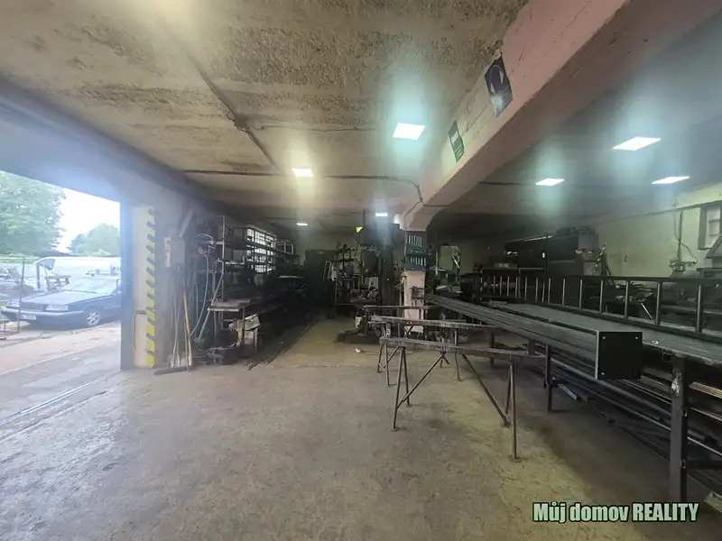 Pronájem výrobní haly, prostoru 140 m², Praha – náhled fotky 3