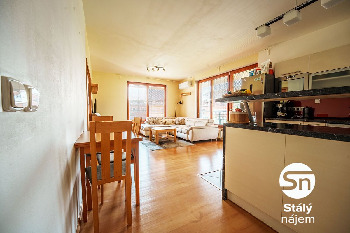 Pronájem bytu 2+kk 62 m² – fotografie 4