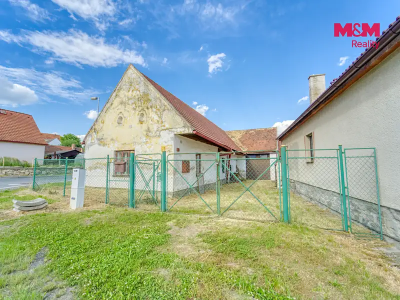 Prodej rodinného domu 102 m², pozemek 281 m², Žichovice – náhled fotky 3