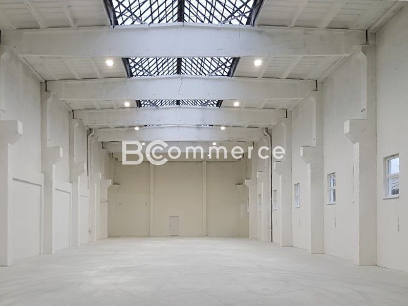 Pronájem skladového prostoru 633 m² – fotografie 2