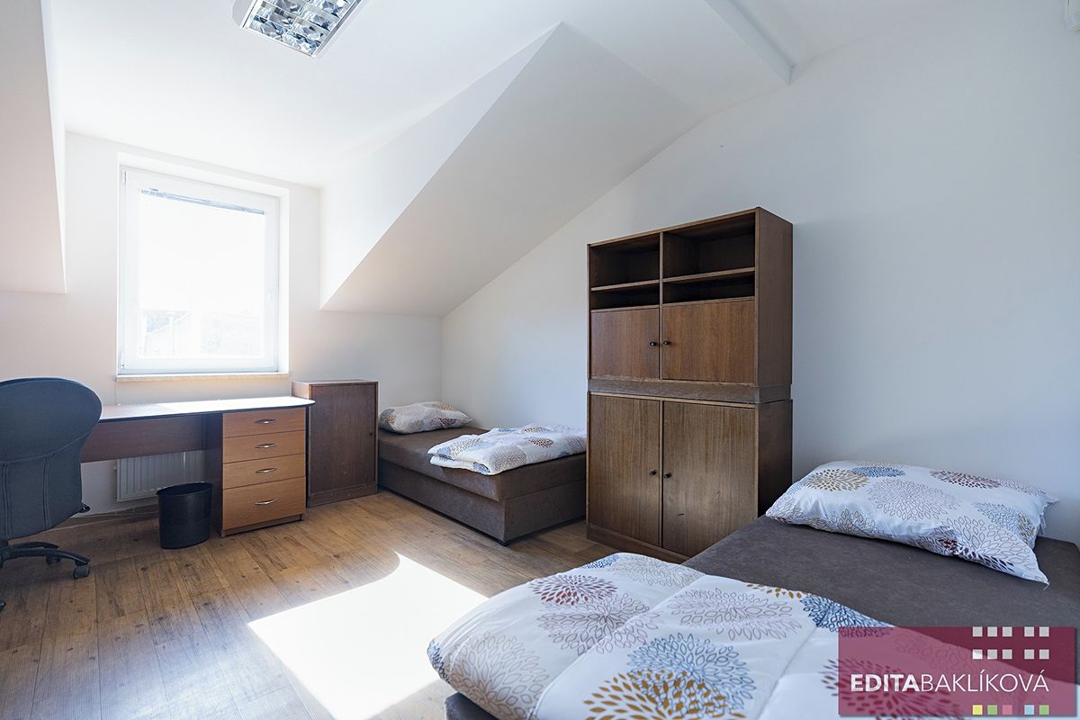 Pronájem bytu pokoje 14 m²