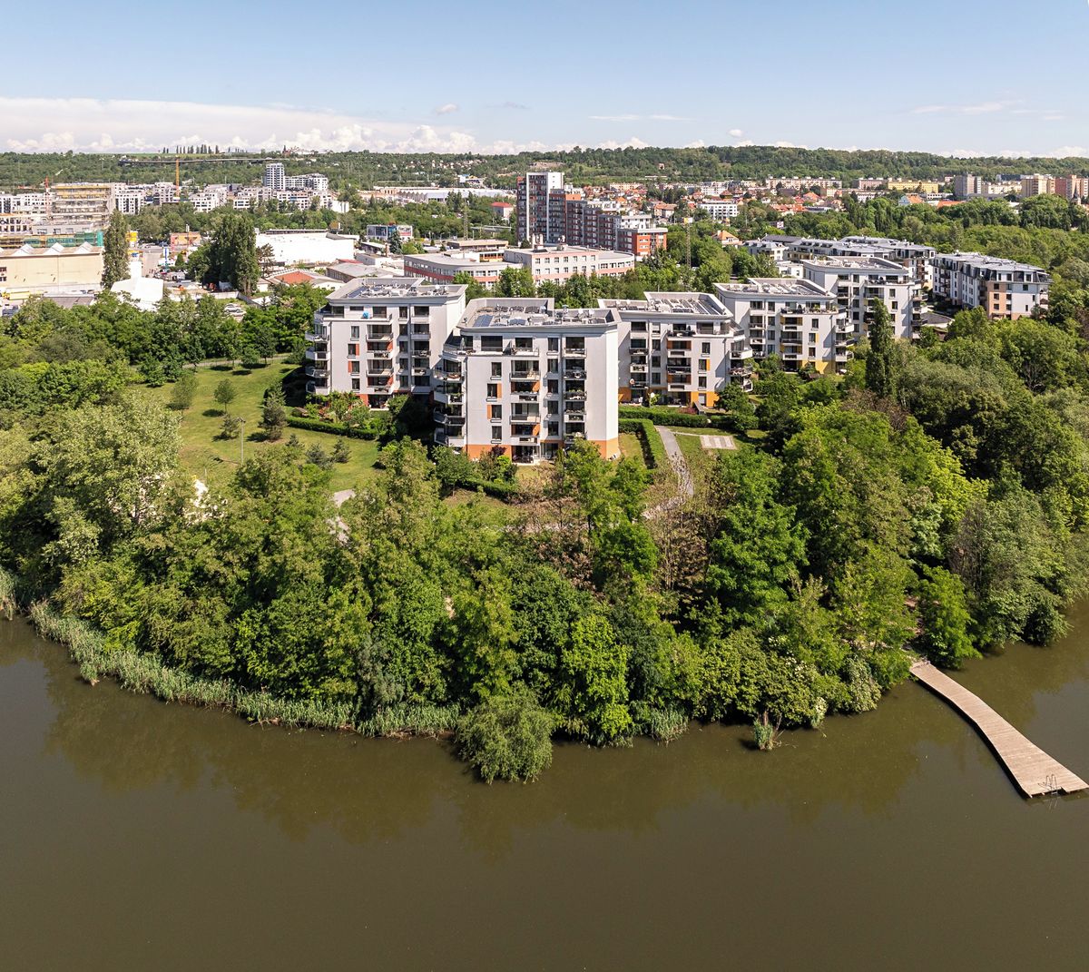 Pronájem bytu 2+kk 48 m² – fotografie 2