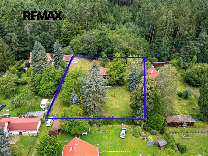 Prodej stavebního pozemku 2099 m², Mníšek pod Brdy – náhled fotky 3