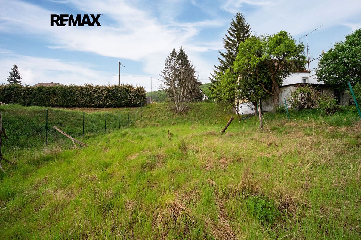 Prodej stavebního pozemku 699 m² – fotografie 4