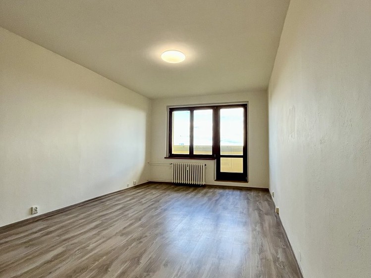 Квартира 1+kk в оренду, 28 м² (4 з 13)