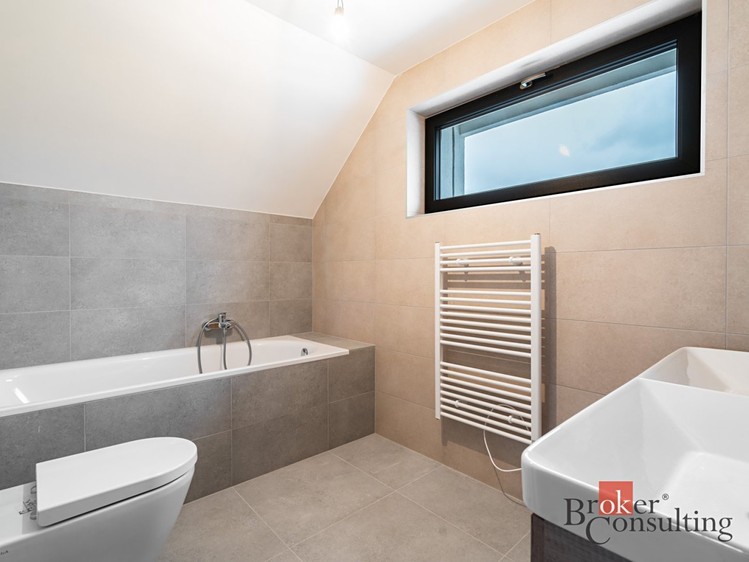 Prodej domu, 164 m² (23 z 60)