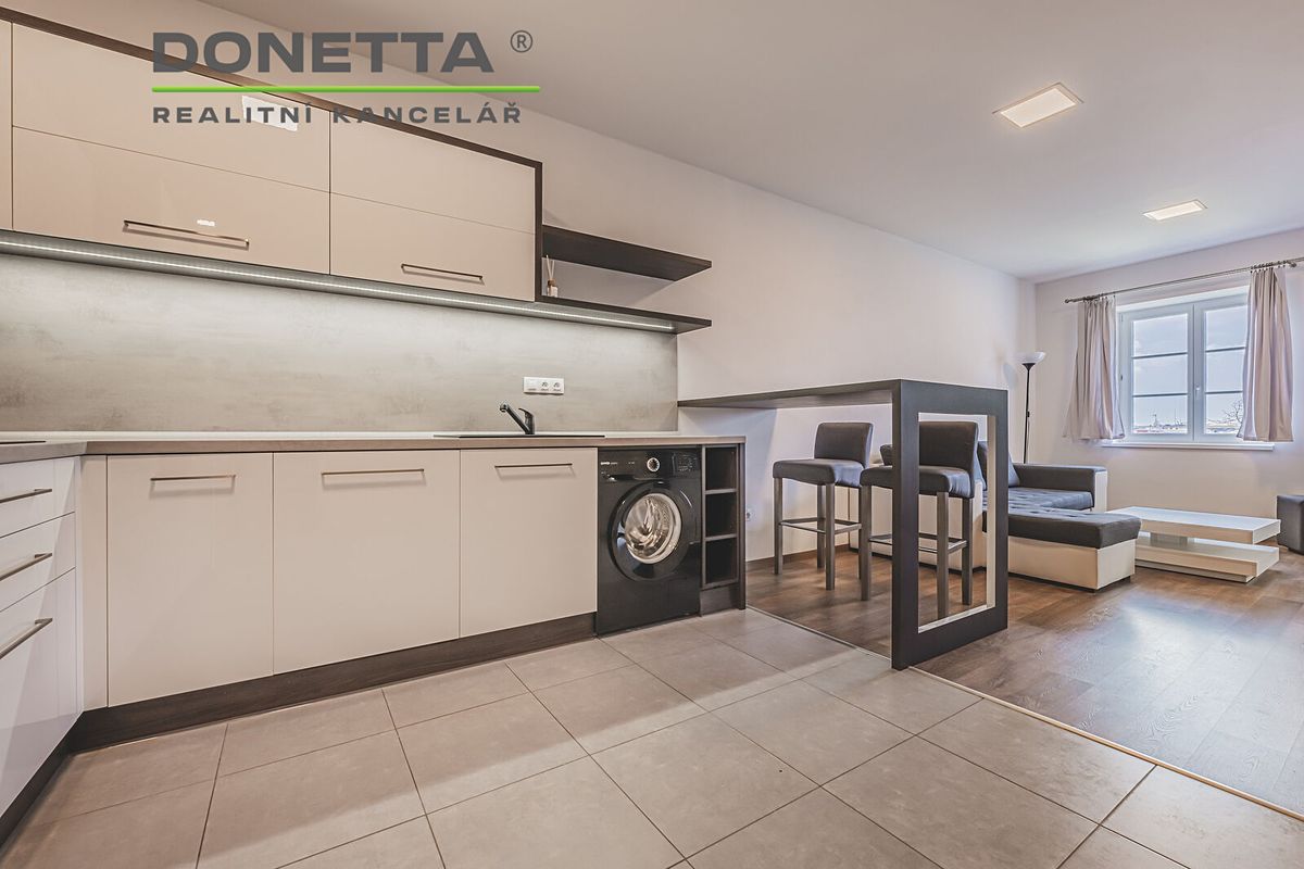 Pronájem bytu 2+kk 52 m² – fotografie 5