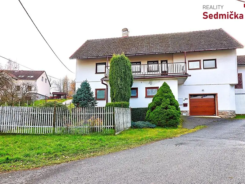 Prodej rodinného domu 318 m², pozemek 1300 m², Věcov – náhled fotky 3