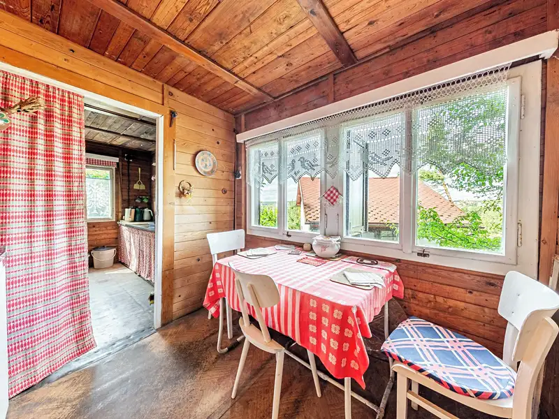 Prodej chaty 37 m², pozemek 198 m², Mšecké Žehrovice – náhled fotky 3