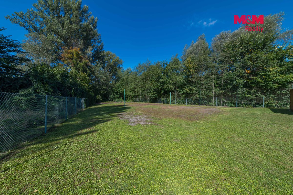 Prodej pozemku 1812 m² – fotografie 3