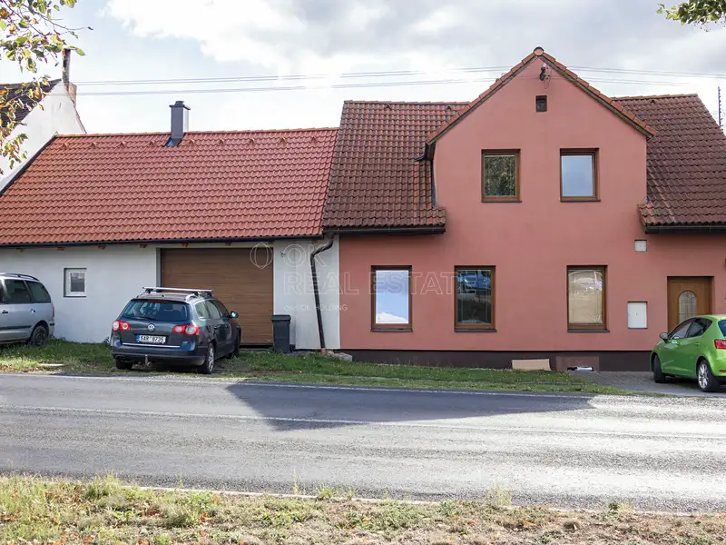 Pronájem rodinného domu 132 m², pozemek 1122 m², Černošín – náhled fotky 1