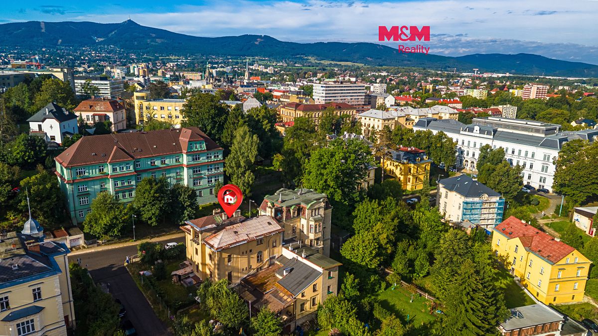 Prodej rodinného domu 240 m², pozemek 468 m²