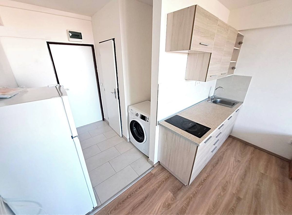 Pronájem bytu 1+kk 27 m² – fotografie 4
