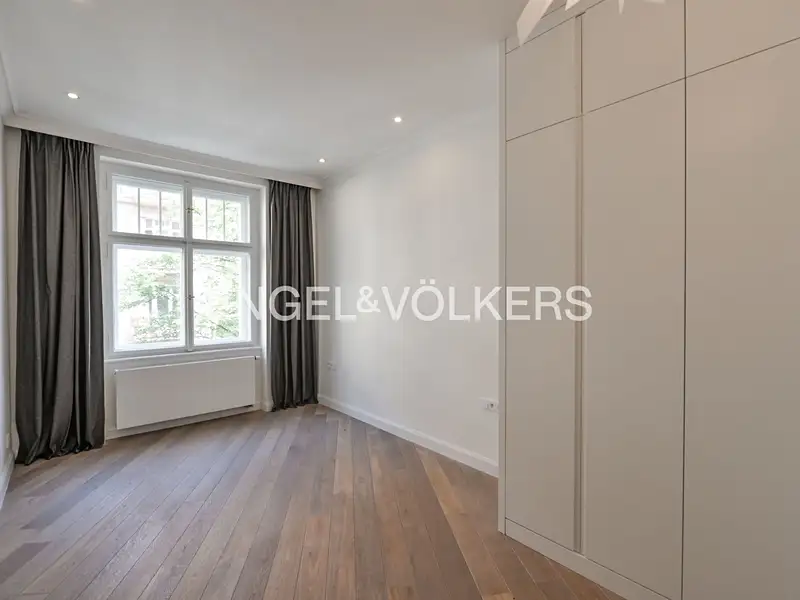 Pronájem bytu 2+kk 54 m², Praha – náhled fotky 3