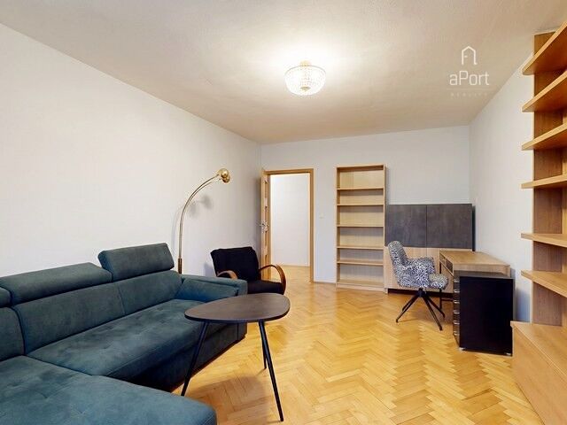Pronájem bytu 2+1 60 m² – fotografie 4