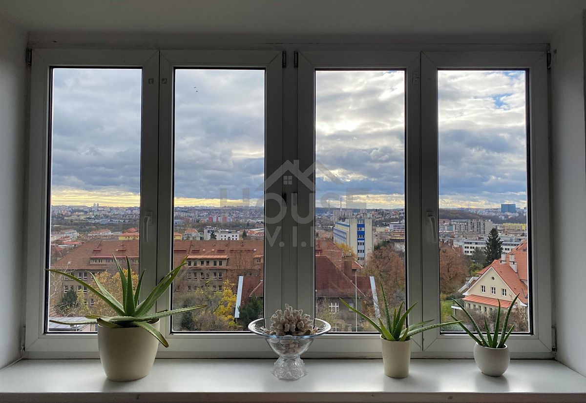 Pronájem bytu 3+kk 75 m² – fotografie 3