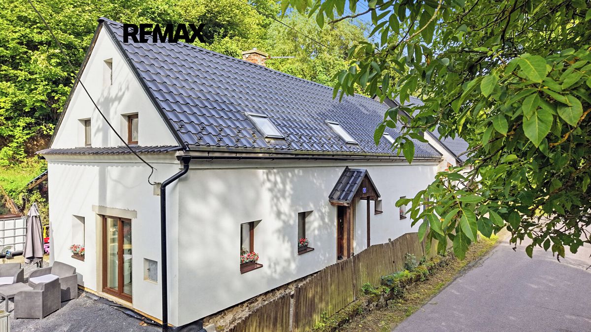 Prodej rodinného domu 115 m², pozemek 1331 m²