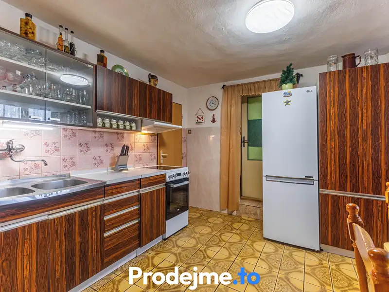 Prodej rodinného domu 99 m², pozemek 503 m², Hevlín – náhled fotky 3