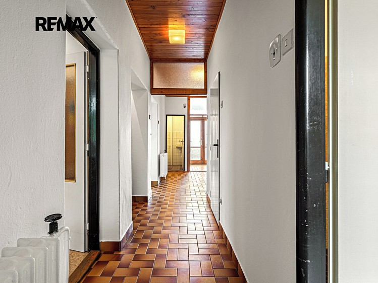 Prodej domu, 220 m² (33 z 38)