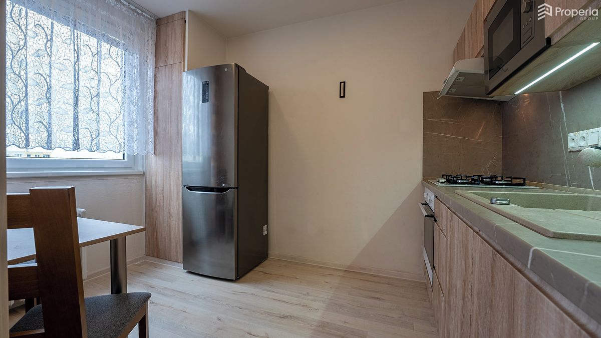 Pronájem bytu 2+1 45 m² – fotografie 2